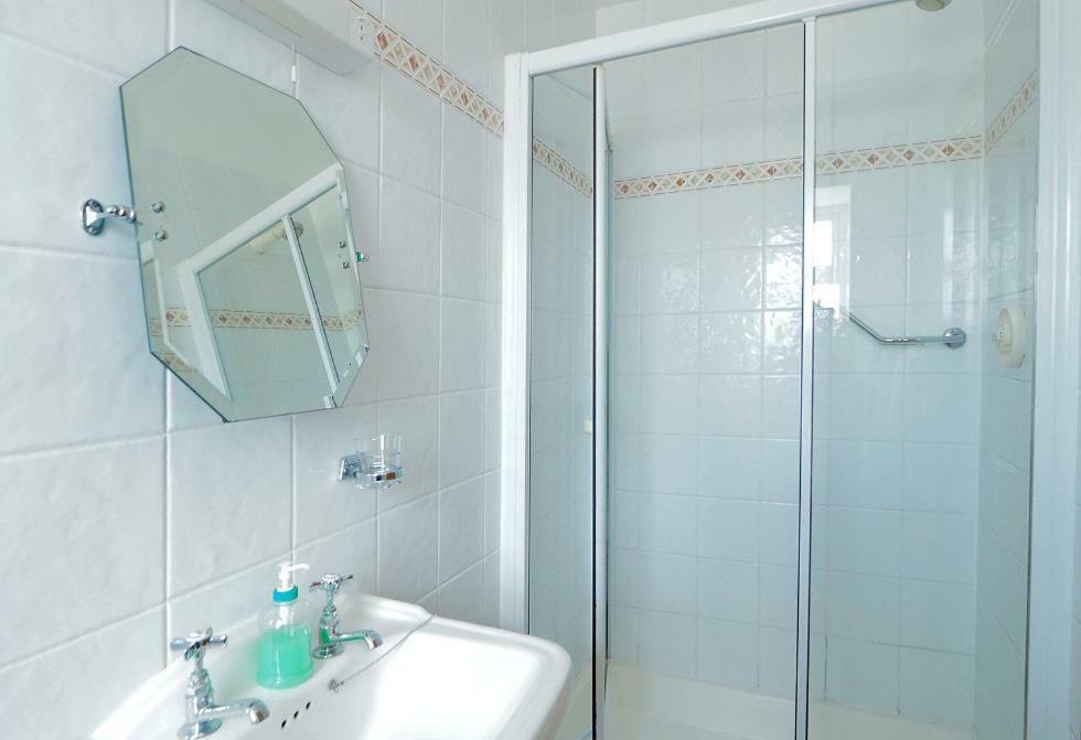 Hillcrest View Bed & Breakfast Килръш Екстериор снимка